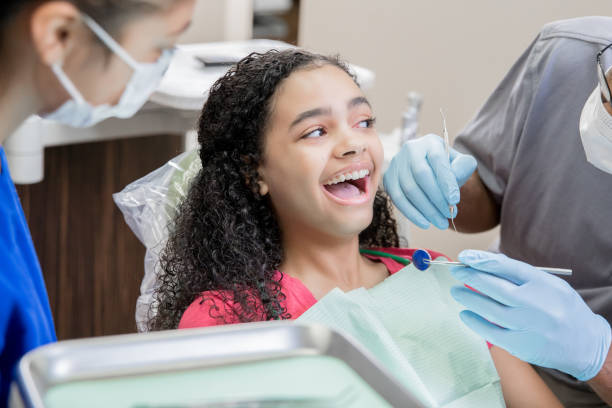 Best Emergency Dental Care for Broken or Chipped Teeth in Greentown, IN